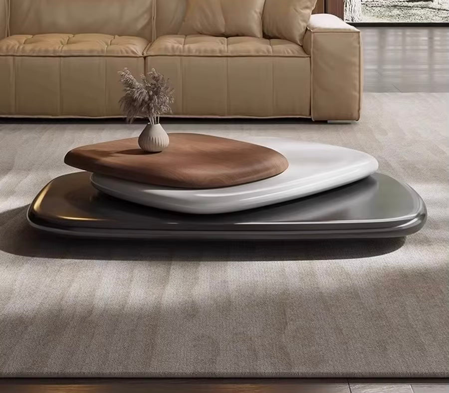 Moderner, einfacher italienischer Couchtisch fürs Wohnzimmer, drehbarer Couchtisch aus Massivholz, unregelmäßiges und minimalistisches kreatives Design
